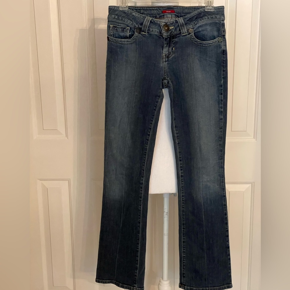 Guess Stretch Jeans Zip Fly 5-Pocket Medium Wash Size 28